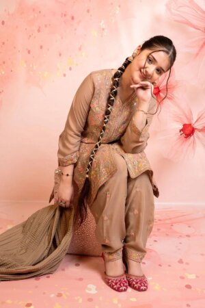 Boski Linen Embroidered 3 Pc Suit