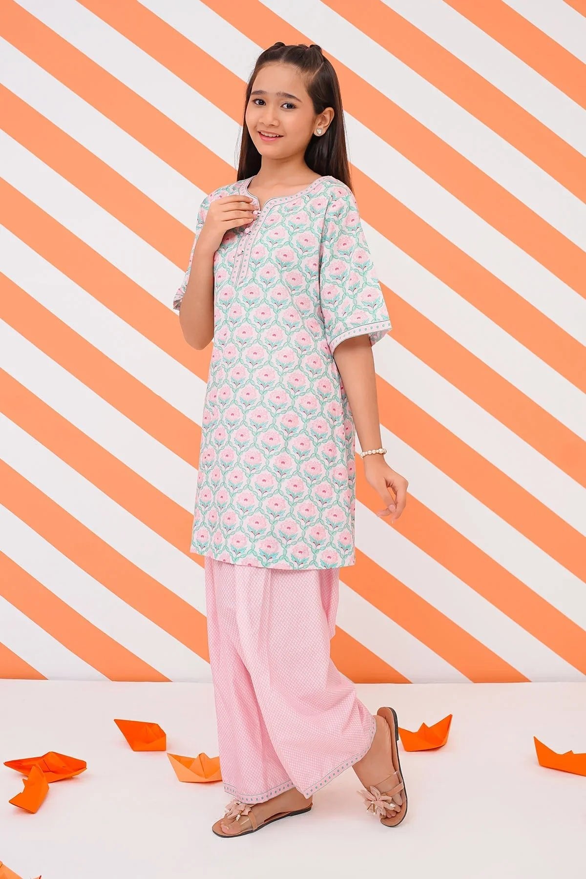 Cotton Lawn Digital Printed 2 Pc Suit - Image 3