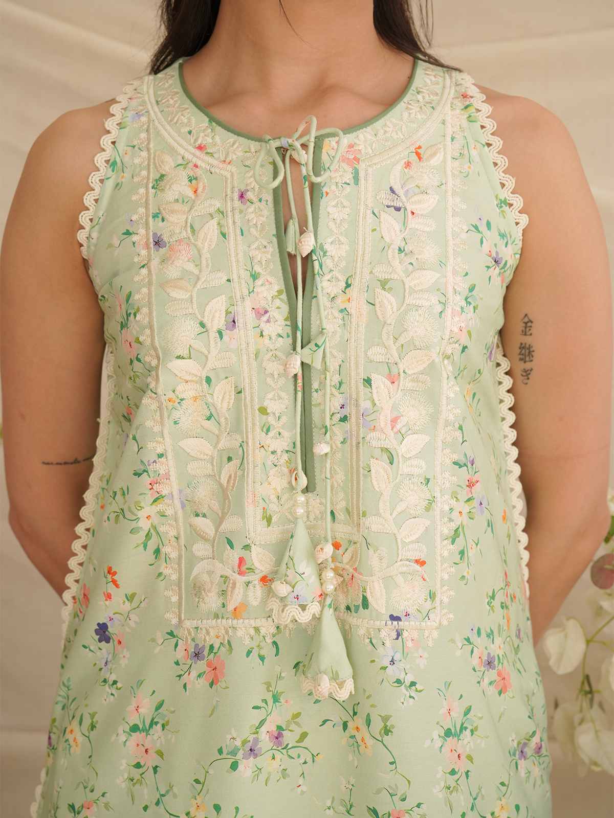 Lily - RTD - Image 3
