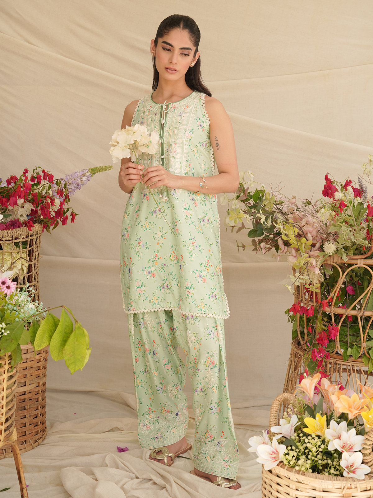 Lily - RTD - Image 7