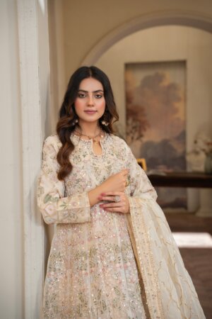 LUXURY-022-BEIGE
