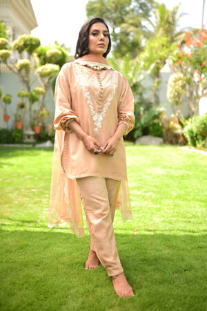 Mocha with Khari Shalwar