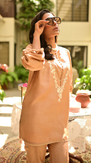 Mocha with Khari Shalwar