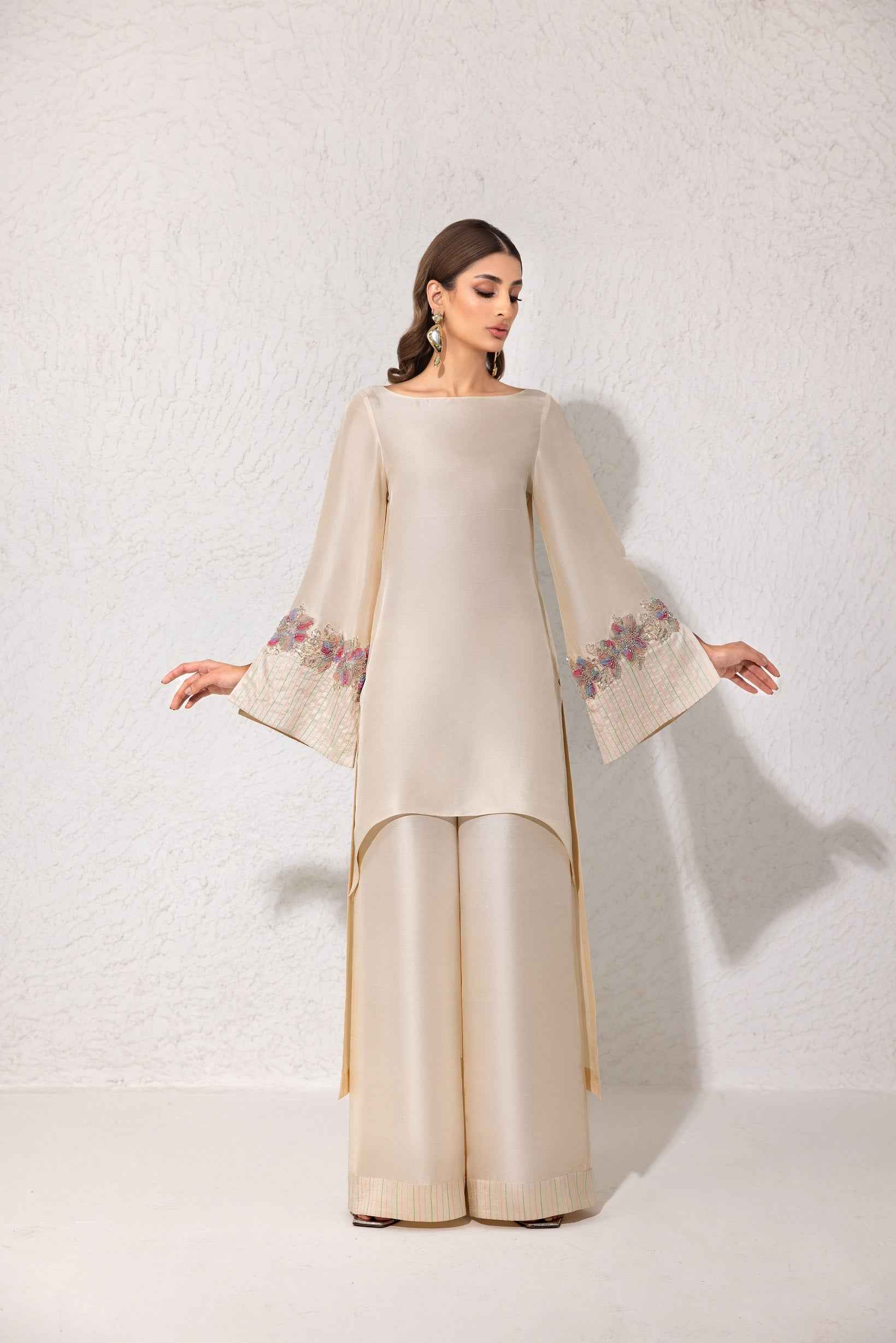 Naima-Ivory