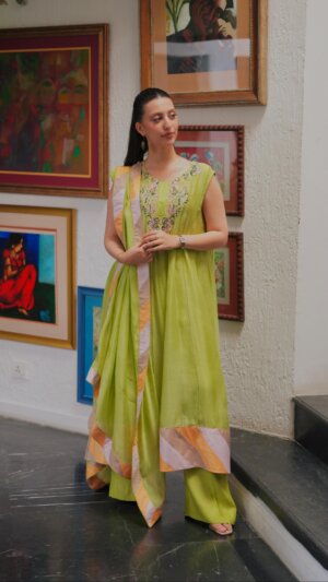 PARIZAAD SET