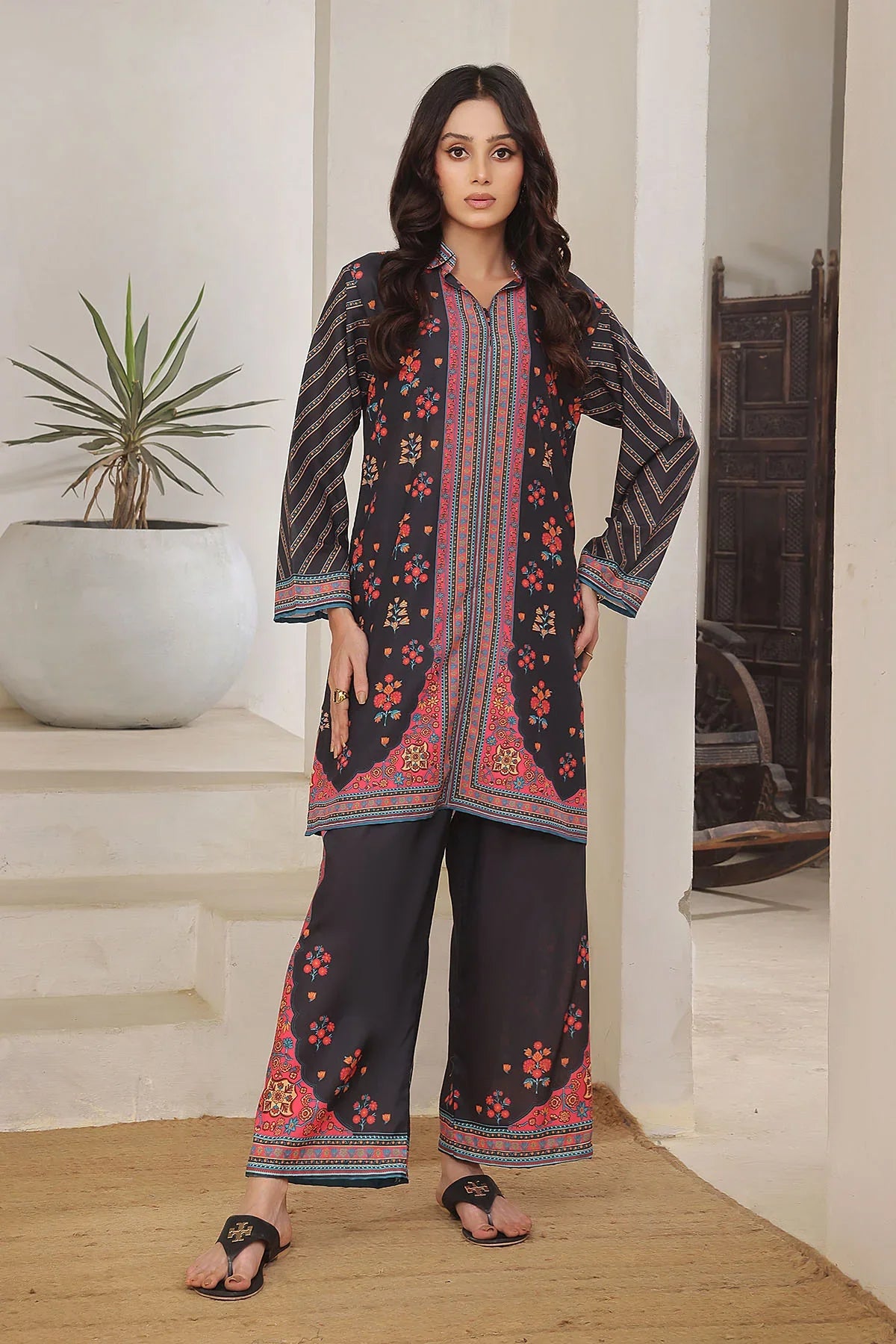Poly Lawn Digital Printed 2 Pc Suit - Image 4