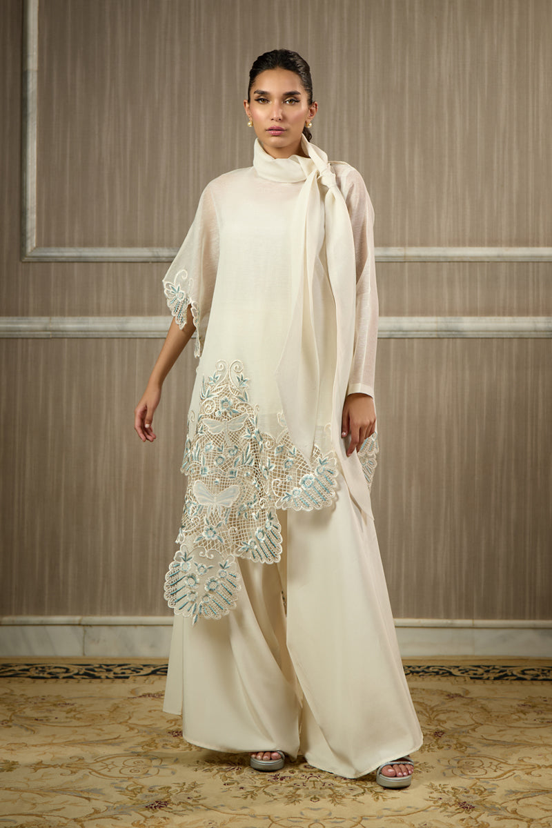 Serafina Cape