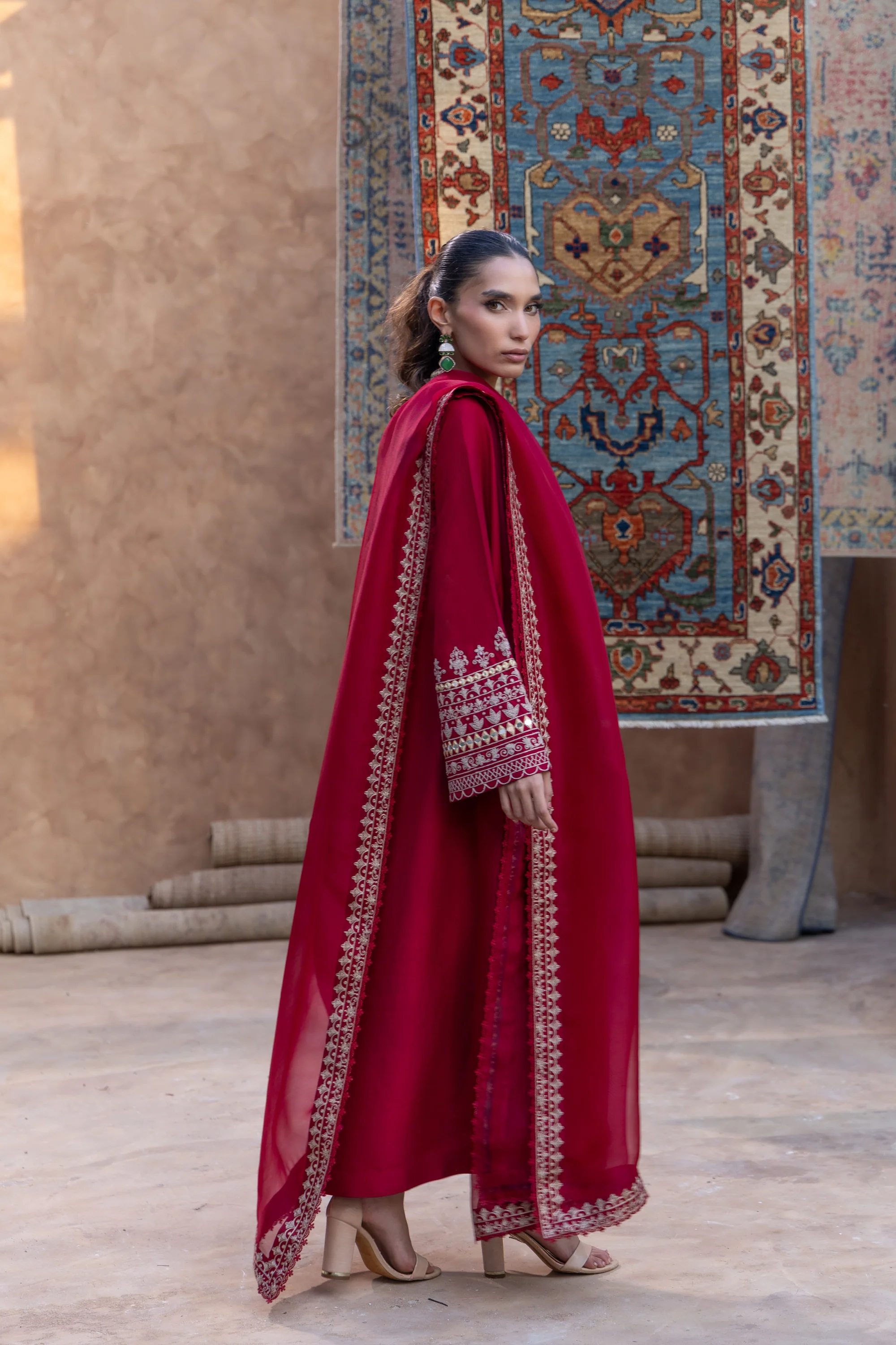 Asmira - Image 2