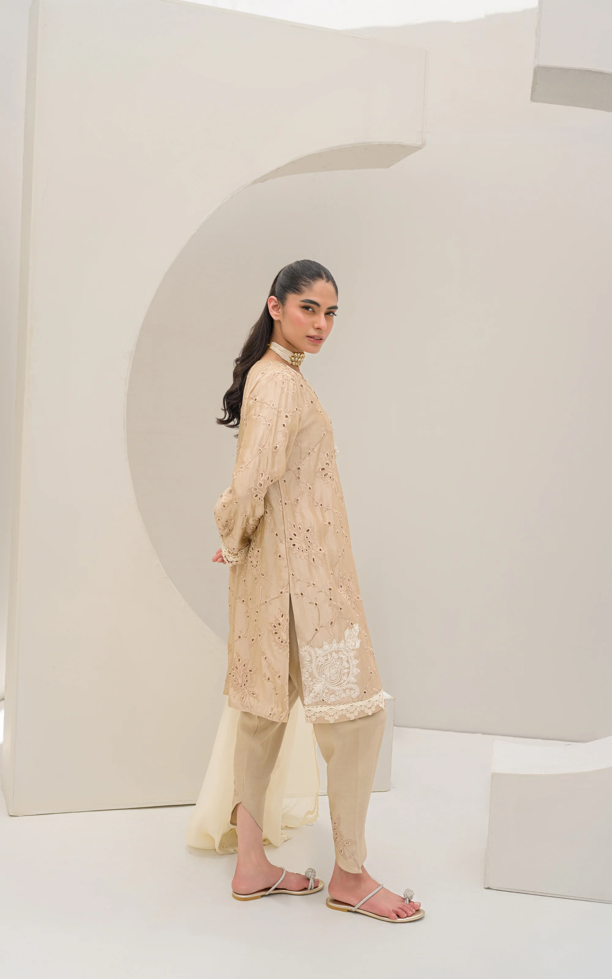 Eira - Image 3