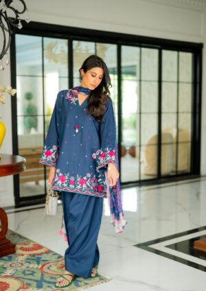 Midnight Garden - Hira Sardar - RTD