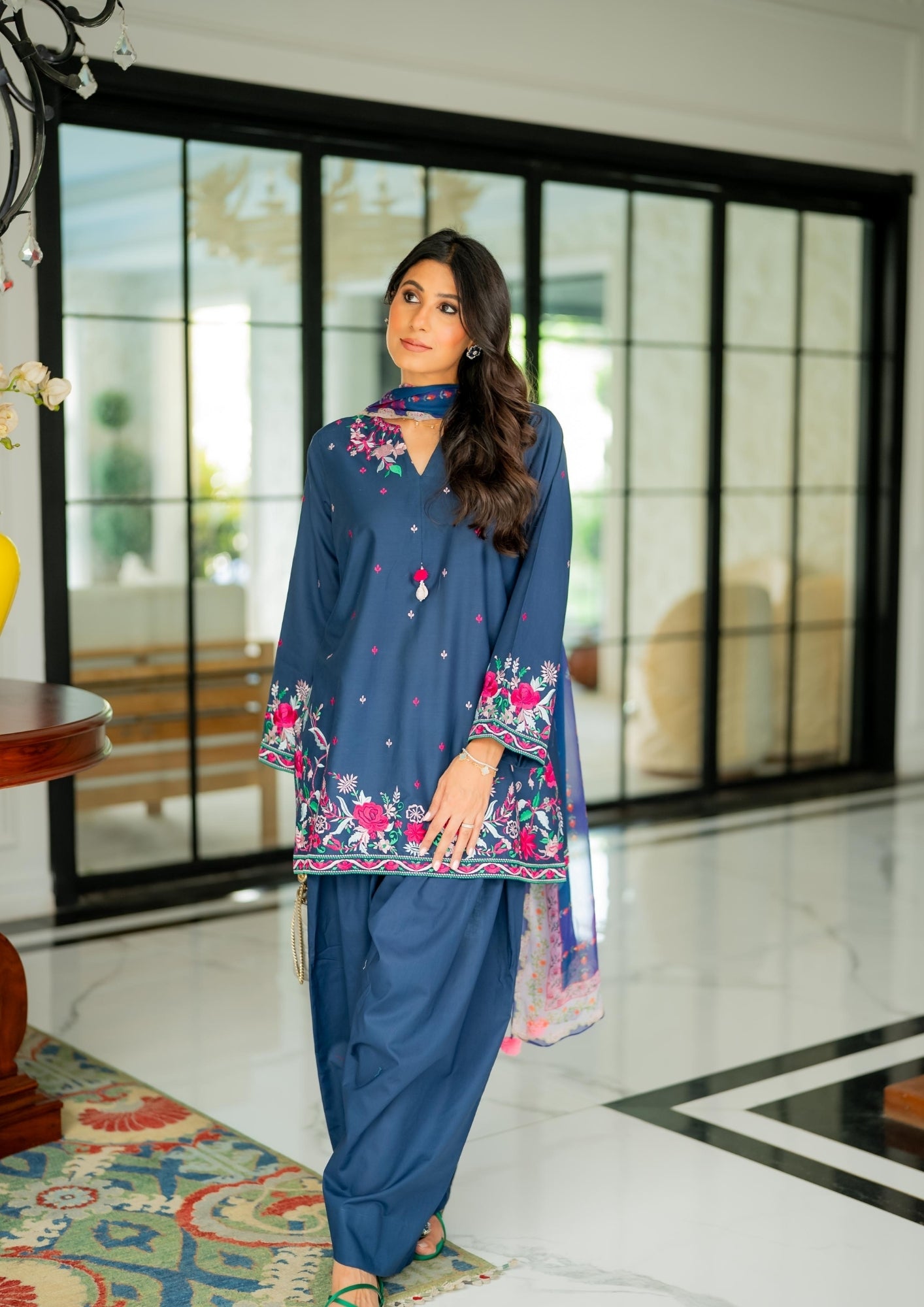 Midnight Garden - Hira Sardar - RTD - Image 2