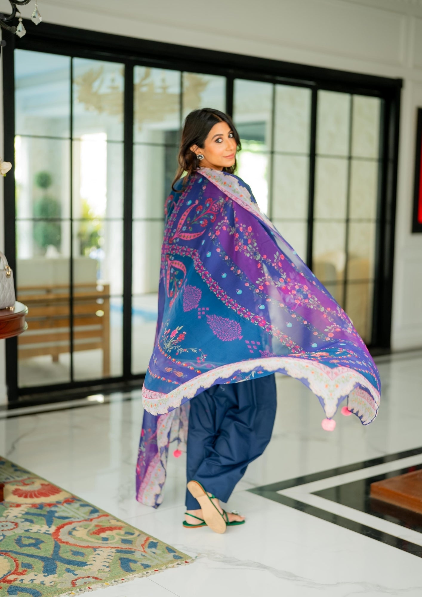 Midnight Garden - Hira Sardar - RTD - Image 7